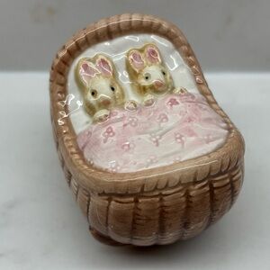 Vintage Fitz and Floyd OCI Adorable Ceramic Baby Bunnies Bassinet Pepper Shaker